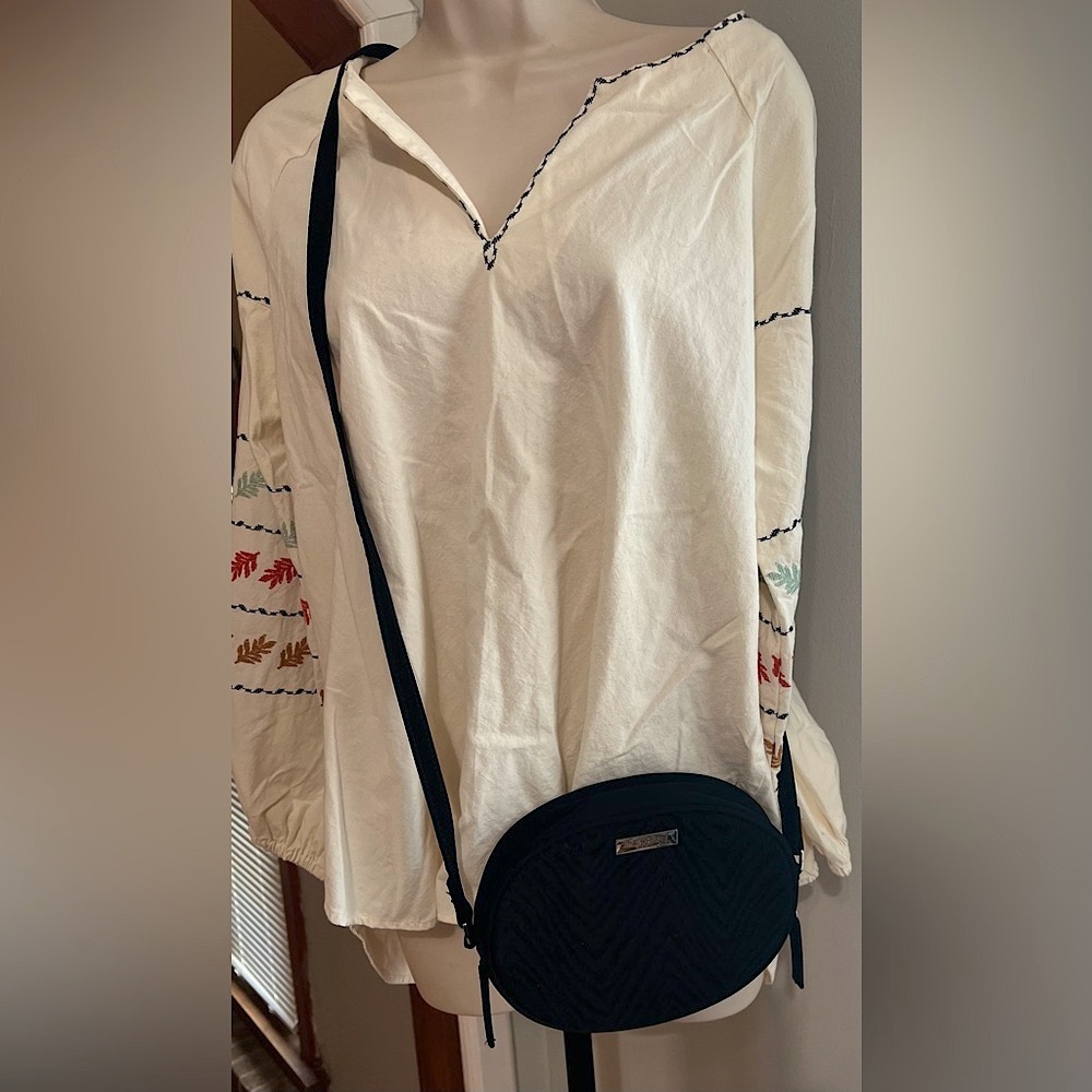 Vera Bradley Black Camera Style Cross Body